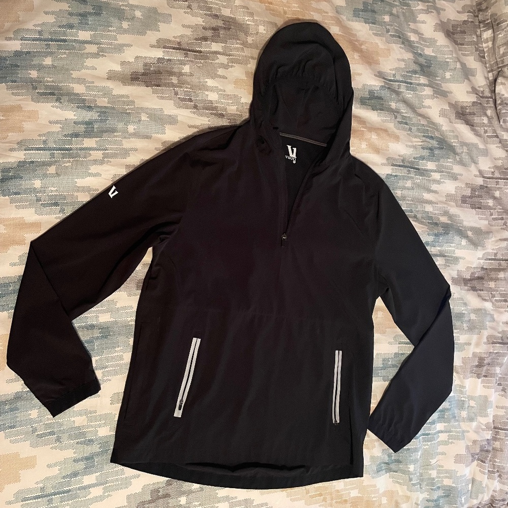 Vuori Men's Half Zip Lightweight Hoodie sz Medium